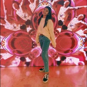 Meet your Posher, Lauren